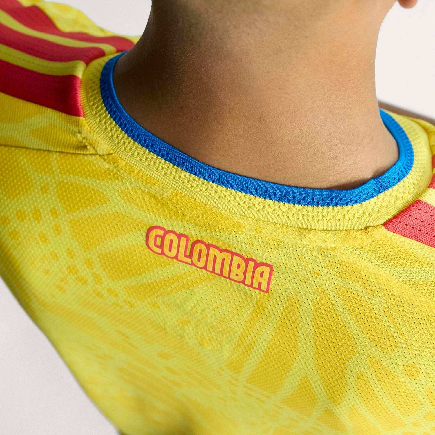 Colombia 26/27 Home Fan Version - World Cup