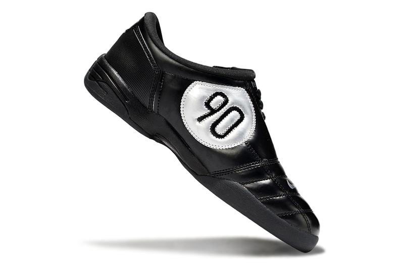 Total 90  'BLACK' 2025 - INDOOR SOCCER CLEATS