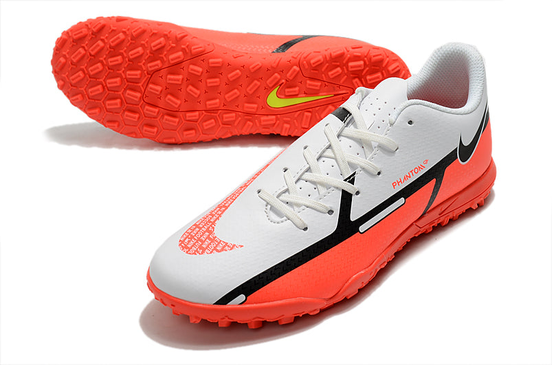 Nike Phantom GT2 Club TF