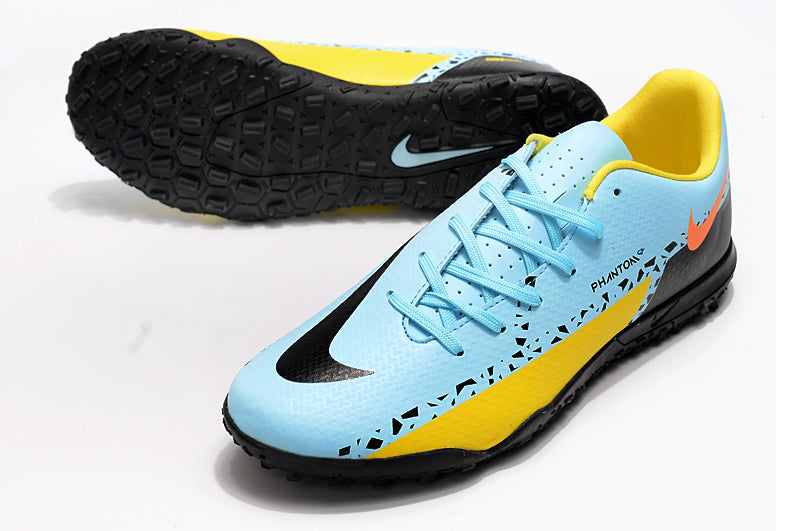 Nike Phantom GT2 Club TF